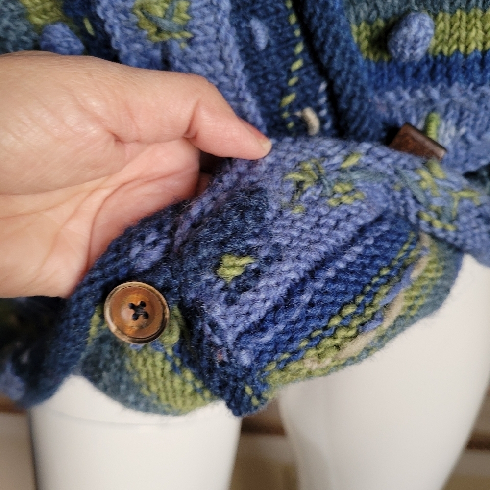 Newari hand knit wool blue cardigan buttons Icelandic Design cozy artsy NWT S/M - Picture 2 of 12